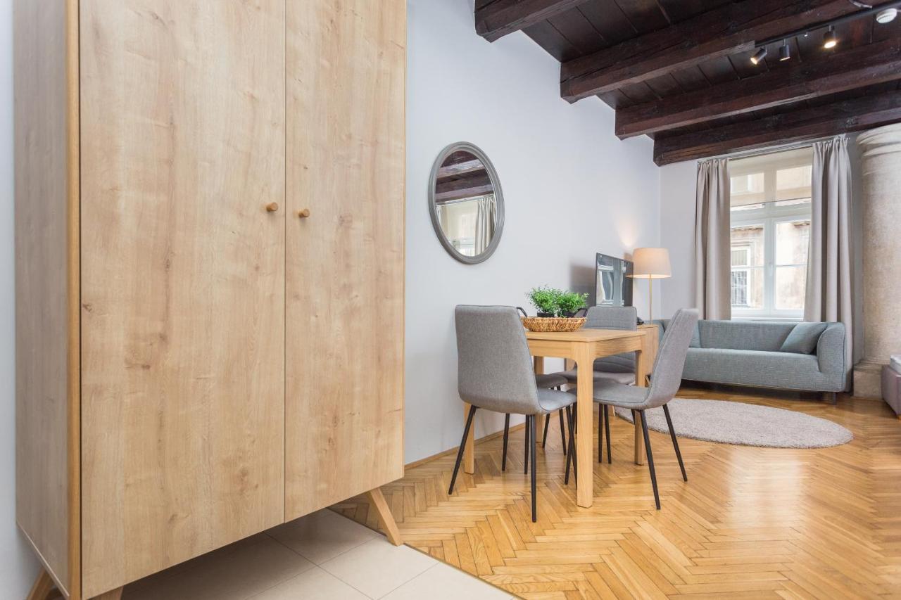 Barbican House Apartments Красков Екстериор снимка