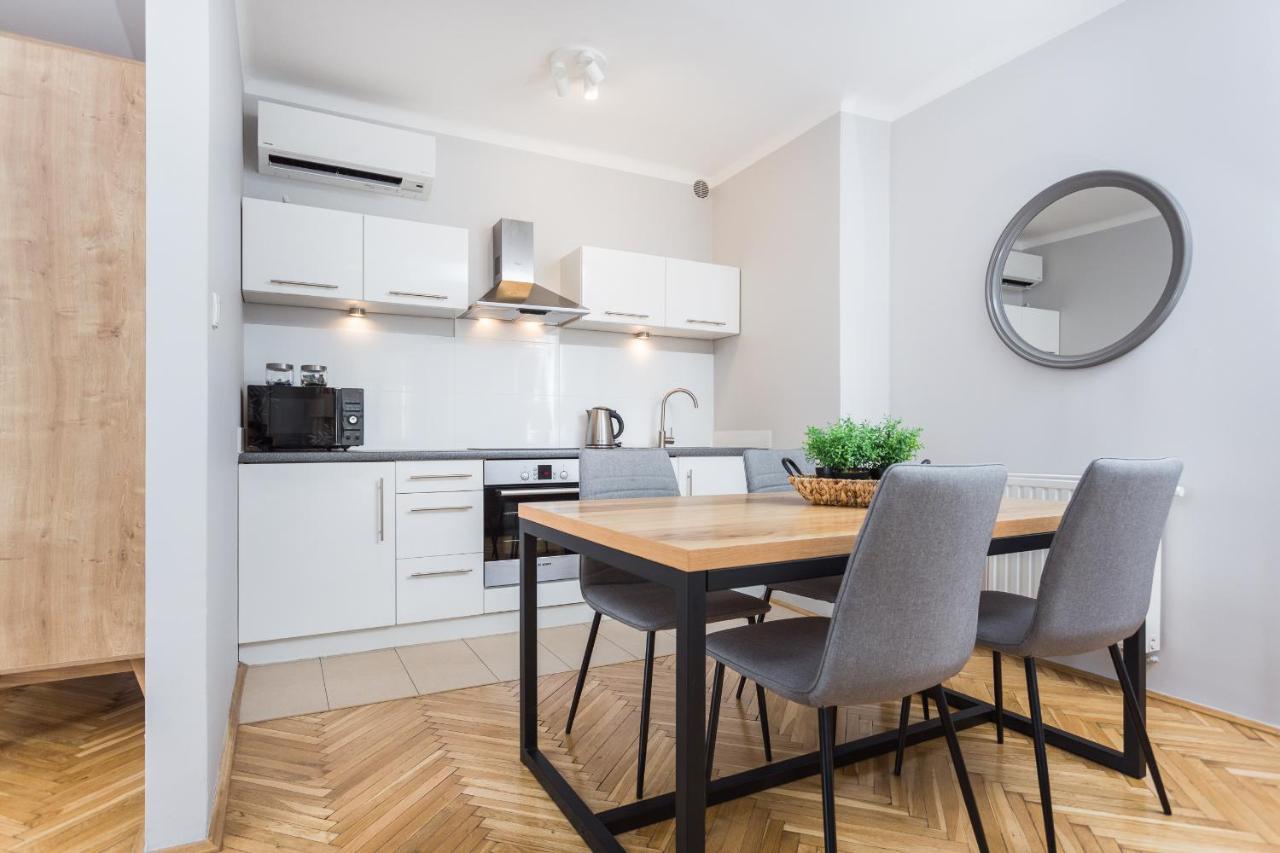 Barbican House Apartments Красков Екстериор снимка