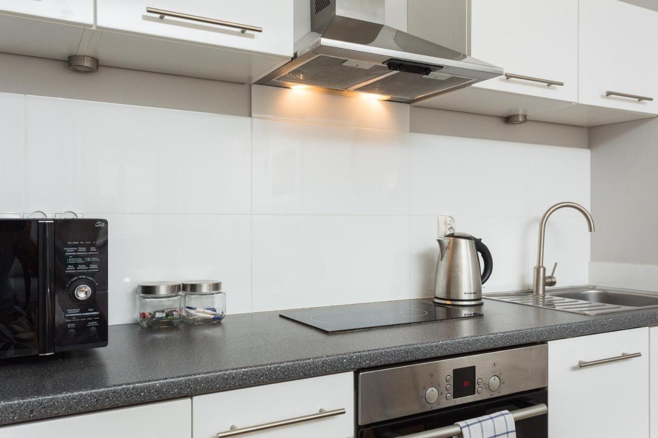 Barbican House Apartments Красков Екстериор снимка